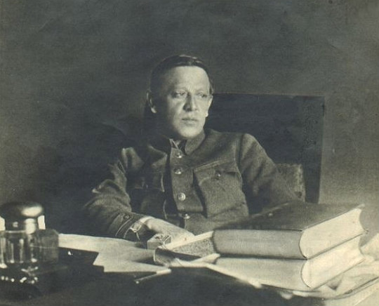 Симон Петлюра отримував освіту і в семінарії