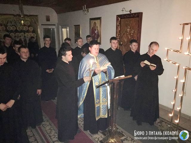 Тернопільські приєднались до Всесвітньої природоохоронної акції «Година Землі»