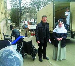 Шпиталь ім. Митрополита Андрея Шептицького отримав 16 інвалідних візків від українців з Канади