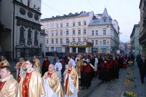 Львів: урочистість Воскресіння Христового в Митрополичій Базиліці.(ФОТО)