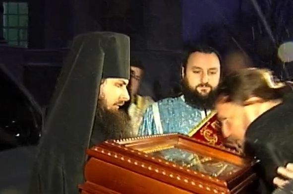 прикладання до Ікони