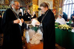 Предстоятеля УПЦ МП не змогли вибрати в першому турі