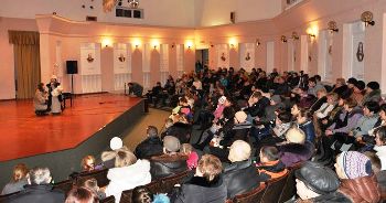 Семінаристи ЛьвСемінаристи ЛДССД УГКЦ гастролюють з Різдвяною програмою «Вертеп 2015» сходом України