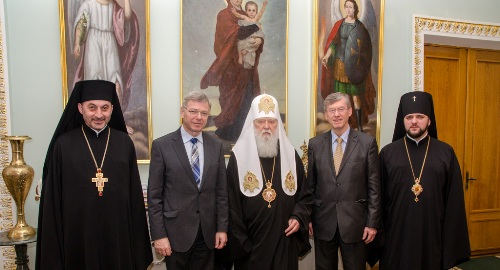 Глава УПЦ КП зустрівся з президентом Центру миру і прав людини в Осло Глава УПЦ КП зустрівся з президентом Центру миру і прав людини в Осло