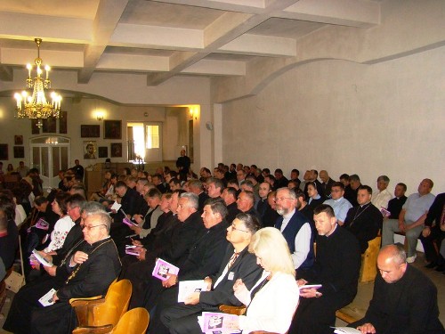 Конференція до 150-ліття митрополита Андрея Шептицького відбулась у Коломиї.(ФОТО)