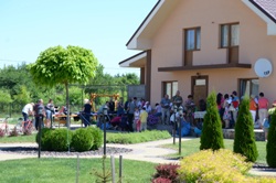 «Карітас-Волинь» продовжує активно допомагати вимушеним переселенцям