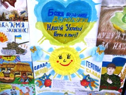 Виставку малюнків дітей воїнів АТО представили у Гарнізонному храмі Львова