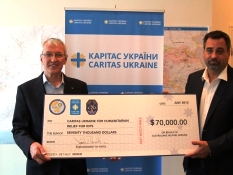 $ 70000 на гуманітарні потреби українців в зоні конфлікту передали Австралійці