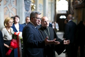 Львів: загиблих Героїв у Гарнізонному храмі вшанував Президент Польщі