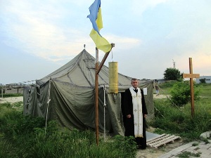 Монах-десантник : війна швидко зносить усе наносне й людина відкривається такою, якою є насправді