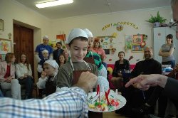 У БФ «Карітас-Київ» із переселенцями зустрілися журналісти з Австрії