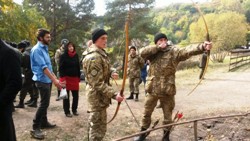 Військовослужбовці помолилися до Богородиці в старовинній козацькій церкві.(ФОТО)