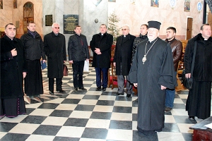 З колядою до жовківського костелу завітали єпископ і отці-декани Сокальсько-Жовківської Єпархії УГКЦ