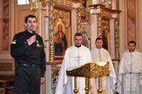 На Франківщині священик УГКЦ нагороджений відзнакою “За жертовність і милосердя”. (ФОТО)