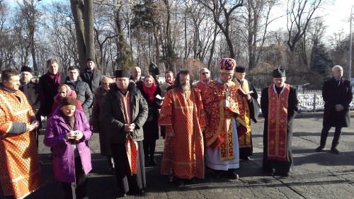 На Аскольдові могилі у Києві молитовно вшанували  Героїв Крут.(ФОТО)
