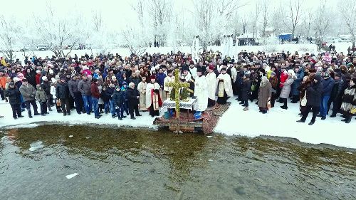 Чин Великого йорданського водосвяття на березі ріки Стрий.(ФОТО)