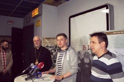 Фільм про підпілля та легалізацію УГКЦ «Ті, що вірні» презентували у містах України Фільм про підпілля та легалізацію УГКЦ «Ті, що вірні» презентували у містах України