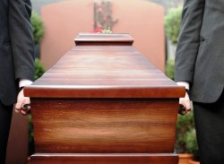 Забобони похоронні, або як кинути табуреткою, щоб душа не сіла