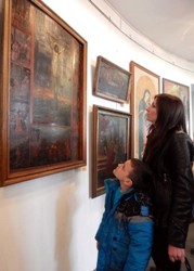 Коломия: відкрито виставку унікальних ікон з колекції владики Сімкайла.(ФОТО) Коломия: відкрито виставку унікальних ікон з колекції владики Сімкайла.(ФОТО)