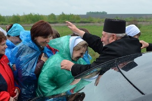Відбулася ІХ-та піша проща християнського руху-спільноти «Матері в молитві» до Зарваниці.(ФОТО) Відбулася ІХ-та піша проща християнського руху-спільноти «Матері в молитві» до Зарваниці.(ФОТО)