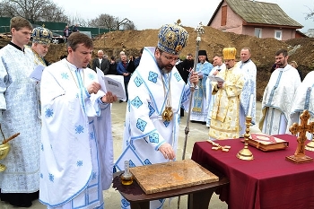 Блаженніший Святослав освятив на Київщині наріжний камінь під будівництво храму Святого Антонія Печерського