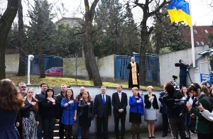 25-ту річницю підняття Державного прапора відзначило українське посольство в Угорщині 