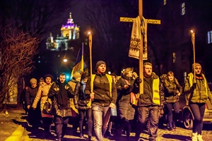 Відбулась нічна піша проща для родин Львів-Страдч.(ФОТО) Відбулась нічна піша проща для родин Львів-Страдч.(ФОТО)