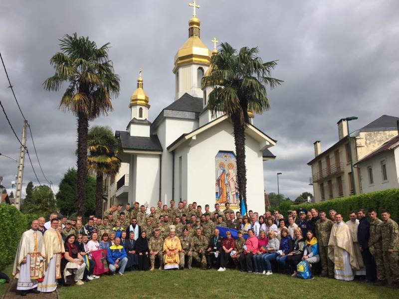 130 українських військовослужбовців і капеланів бере участь в Міжнародному паломництві до Лурду (ФОТО)