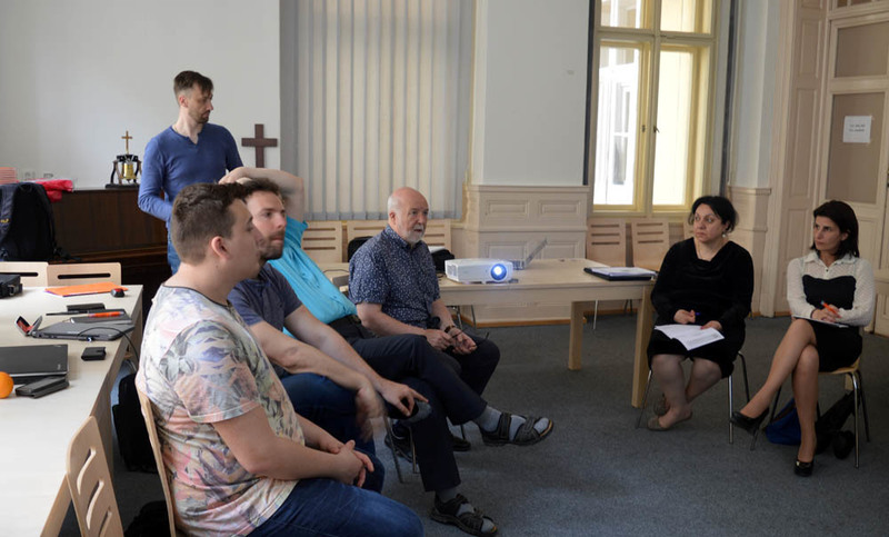 Прага: УПЦ КП приймала участь у дослідницькому семінарі «Дияконія у Східній Європі»