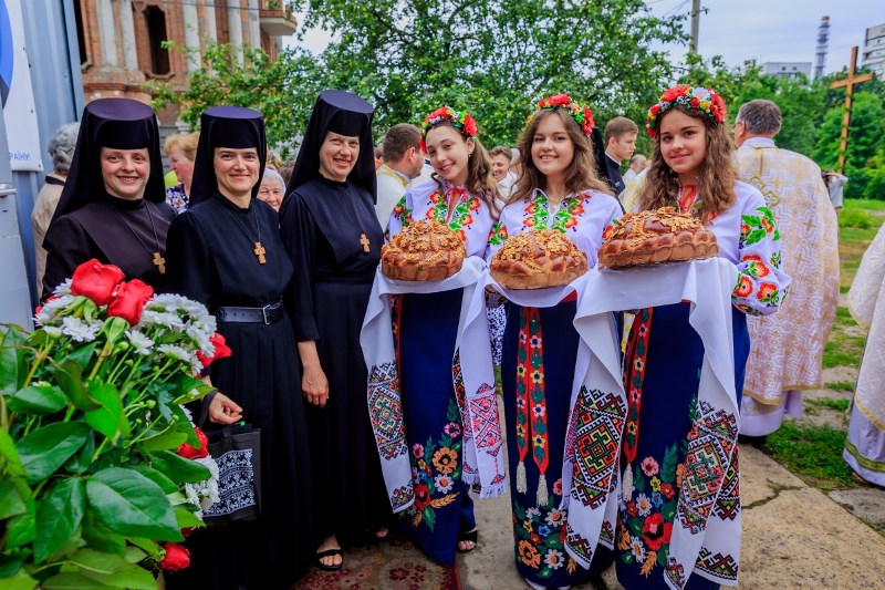 Свято харківських греко-католиків: сльози, радість, погляд у майбутнє Свято харківських греко-католиків: сльози, радість, погляд у майбутнє