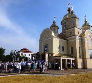 У м. Мостиська відбулось освячення новозбудованого храму УГКЦ