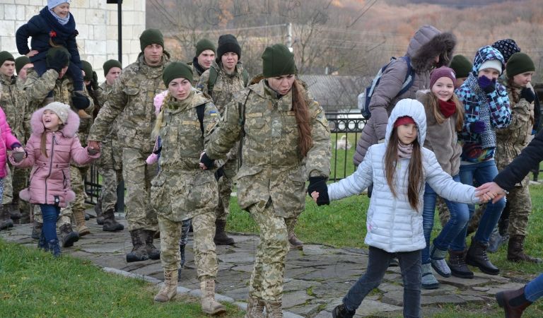 Центр опіки сиріт в рамках Дня молитви за сиріт відвідав “Давній Галич”