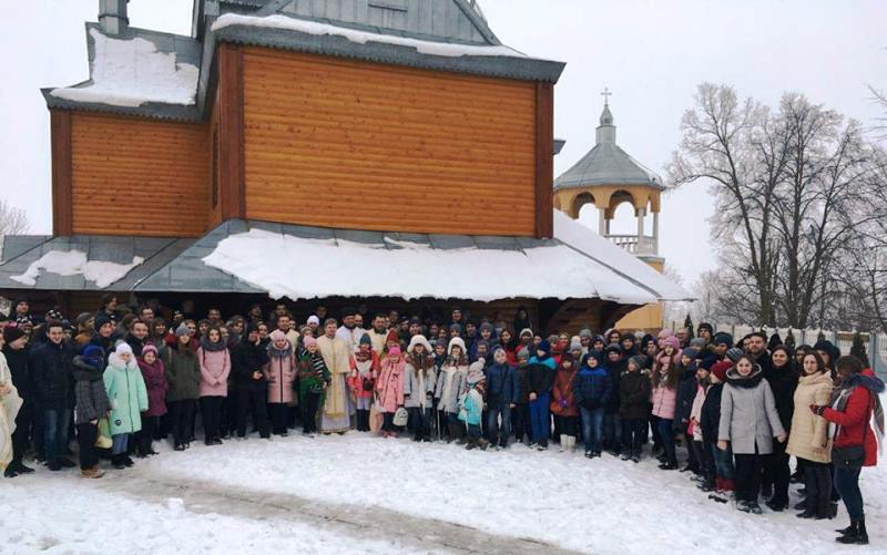 На Франківщині близько 200 умхівців взяли участь у «Різдвяній розколяді 2018»  