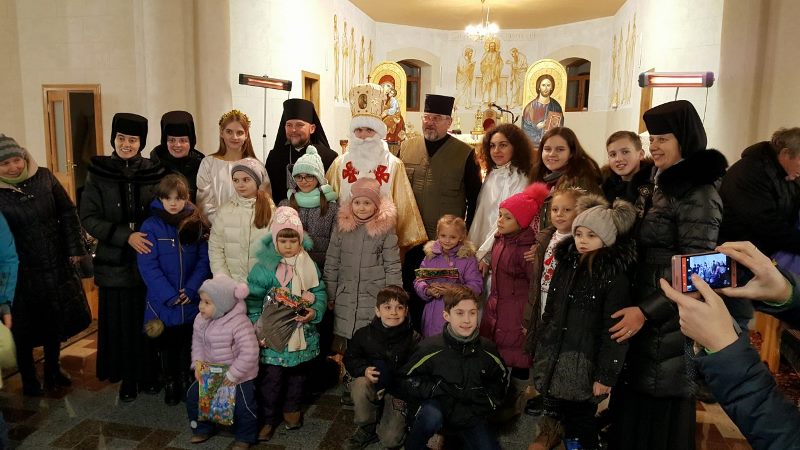Святий Миколай відвідав дітей Харкова