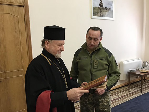 Владика Михаїл (Колтун) обговорив із заступником Міністра оборони України питання покращення функціонування Інституту військового капеланства