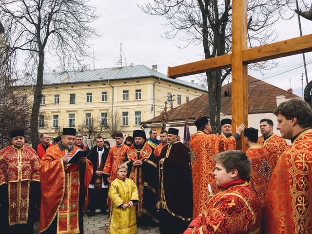 Чернівцями пройшла Хресна Дорога
