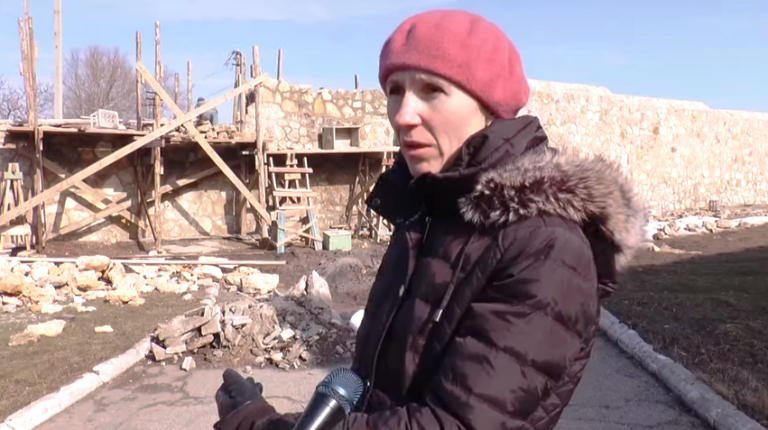 УПЦ МП на Херсонщині парканом незаконно відгороджують 8 гектарів землі, що знаходиться у комунальній власності (ВІДЕО)