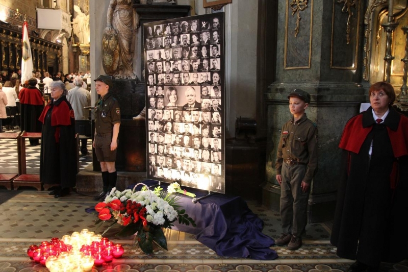 У Львові молились за жертв Смоленської авіакатастрофи