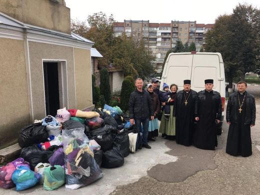 У Калуші провели благодійний збір для потребуючих