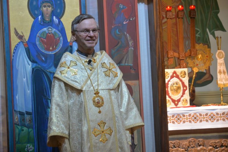 Владика Давид Мотюк: Щоразу, коли ми відкриваємо електронну пошту чи відповідаємо на дзвінок – це можливість відкрити двері до Христа