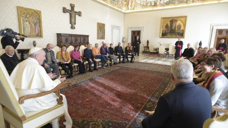 Папа до руху «Pax Christi»: Виховувати до миру і прямувати шляхом роззброєння