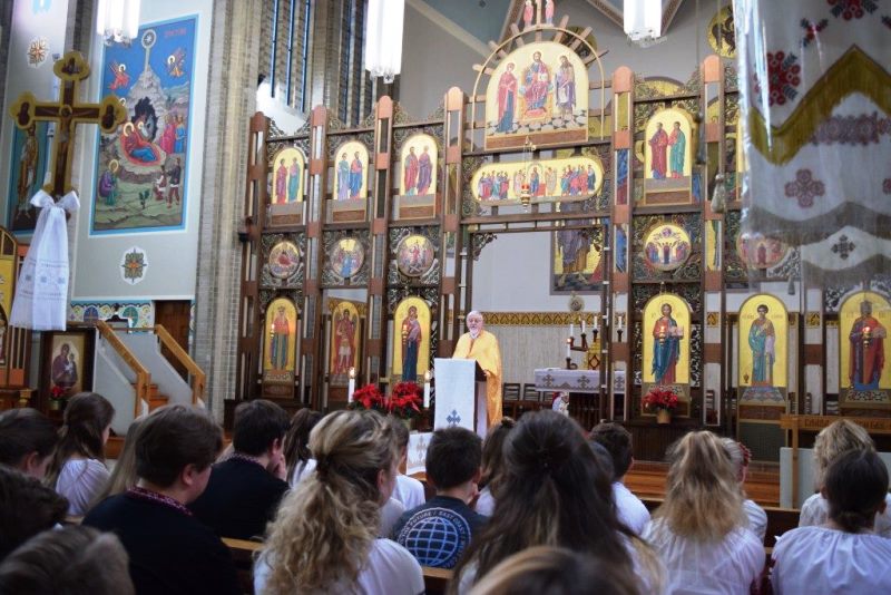 Останній дзвінок та Різдвяний концерт у Братській Школі