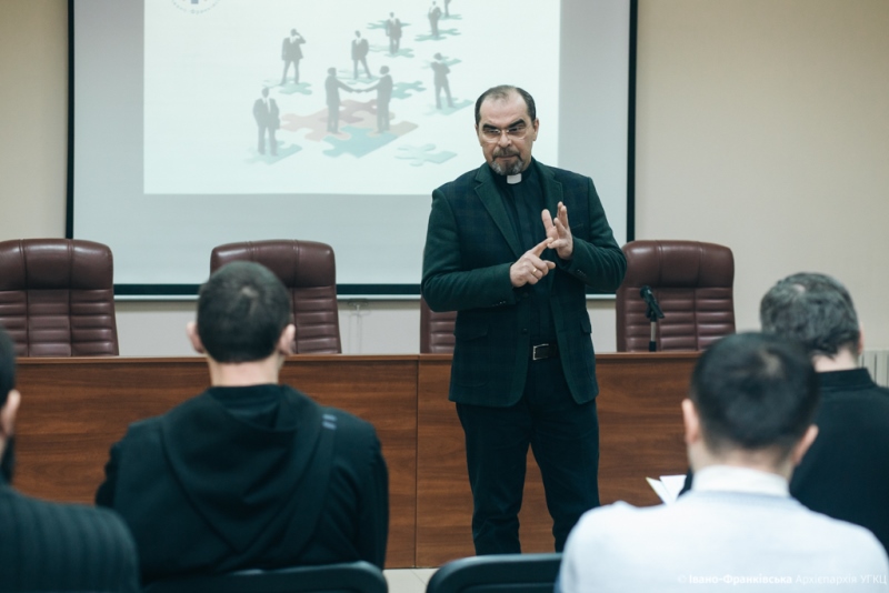 Продовжується курс постійної формації для священиків Івано-Франківської Архієпархії