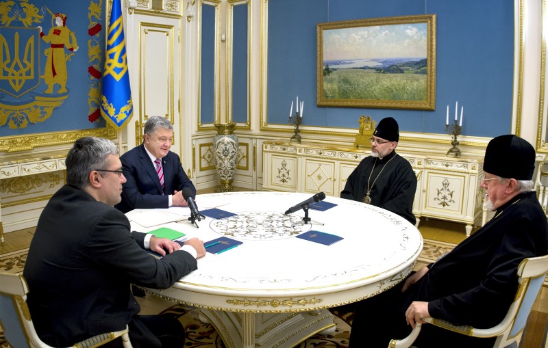 Порошенко висловив подяку єпископам УПЦ в США за духовну та моральну підтримку ПЦУ