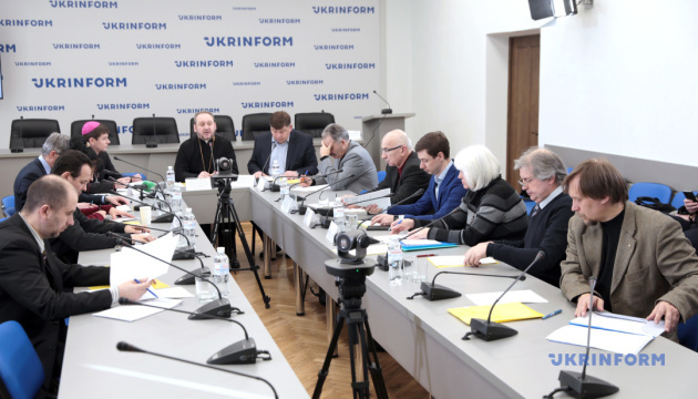 УГКЦ провела круглий стіл на тему: «Засади довіри до влади - від свідомого виборця до відповідального політика»