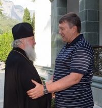 Патріарх Кирило (Гундяєв) і Президент Віктор Янукович Патріарх Кирило (Гундяєв) і Президент Віктор Янукович