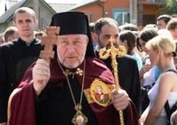 Екзарх Донецький УГКЦ: потрібно знайти спосіб доставки пенсій для громадян України на Донбасі