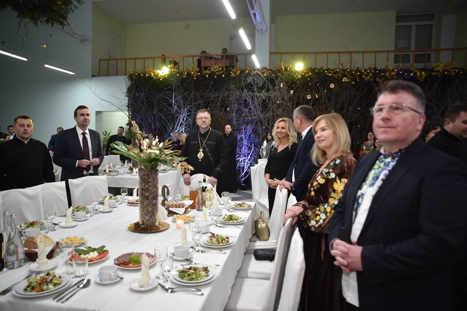 Понад ₴1.5 млн. зібрав доброчинний бенкет “Різдвяна просфора” у Львівській семінарії