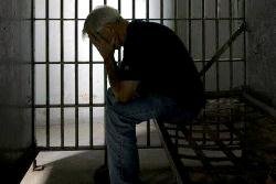 Злом ніколи не зміниш життєві обставини