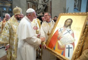 Церковна єдність на тлі жорстокості українських правоохоронців